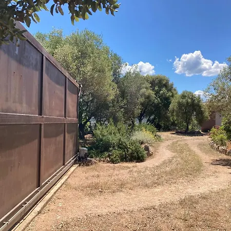 élégante à Avec Piscine Privée Et Vue Sur La