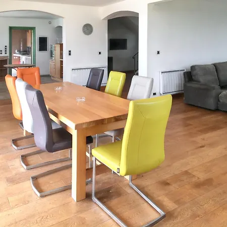 élégante à Avec Piscine Privée Et Vue Sur La Sagone (Corsica)