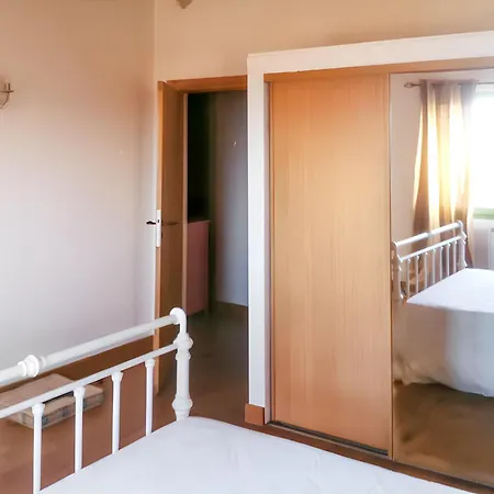 élégante à Avec Piscine Privée Et Vue Sur La *