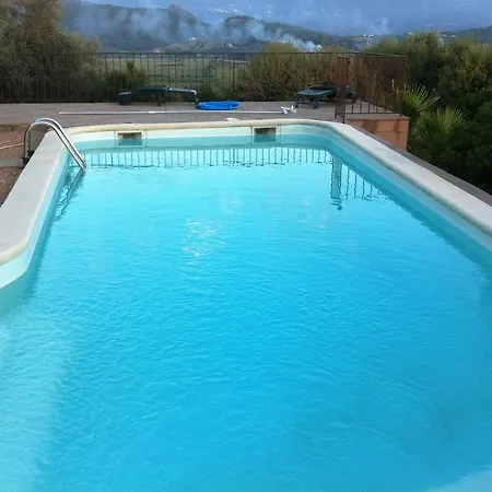élégante à Avec Piscine Privée Et Vue Sur La Villa *