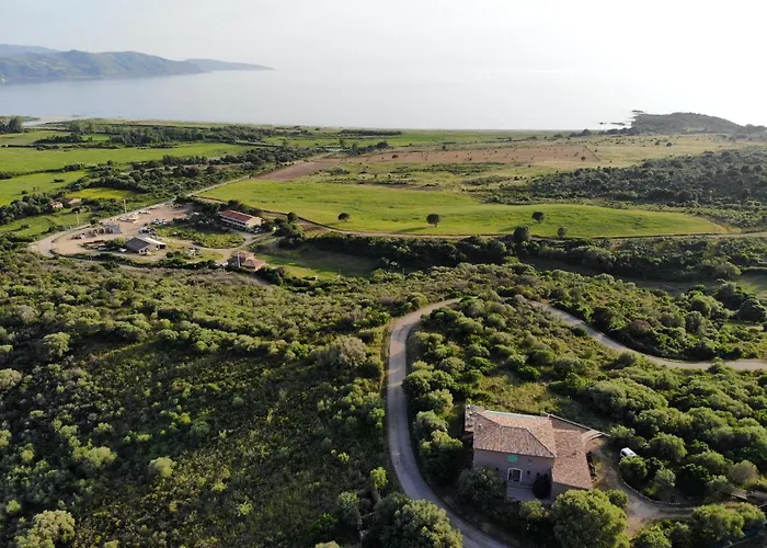 Elegante A Avec Piscine Privee Et Vue Sur La Vila *