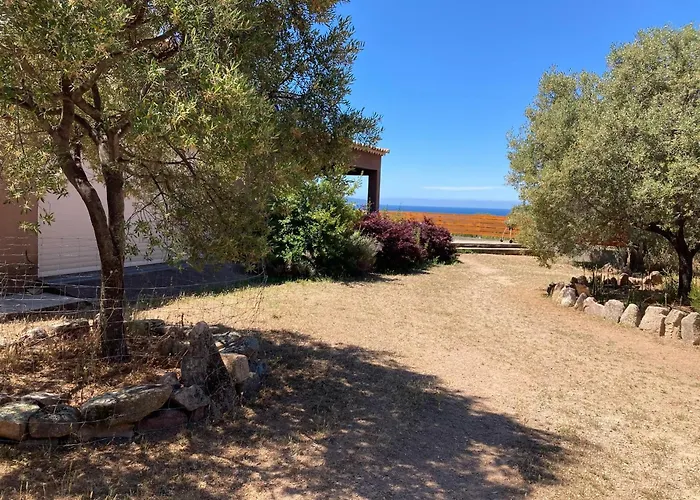 Elegante A Avec Piscine Privee Et Vue Sur La Sagone (Corsica)